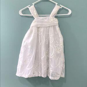 LAURA ASHLEY “Size 2T” Dress